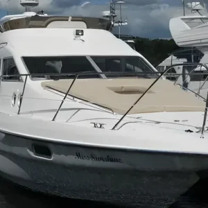 Sealine F33 Flybridge