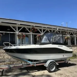 Quicksilver Activ 455 Open